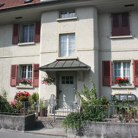 홈스테이 Mit Balkon Und Bergsicht